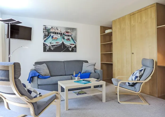 Daire Jolimont-1 By Interhome